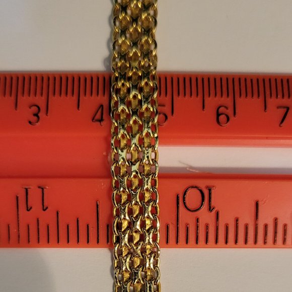 **SOLD**14k Yellow Gold Vintage Mesh Bracelet made in Italy 7.5" 8mm 5.17 grams - Picture 8 of 8